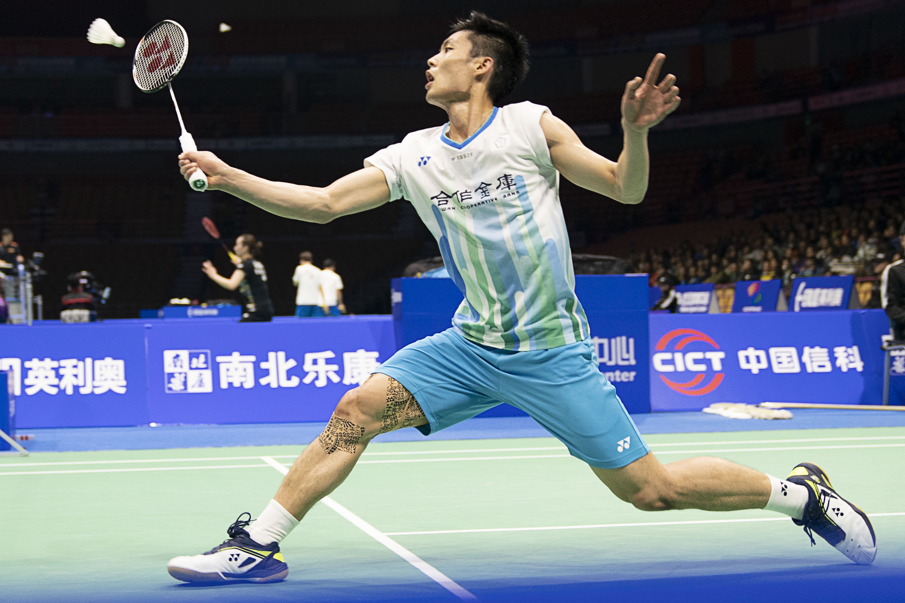 限包容球迷 限包容球迷