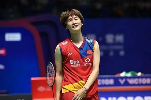 马丁内利的 马丁内利的