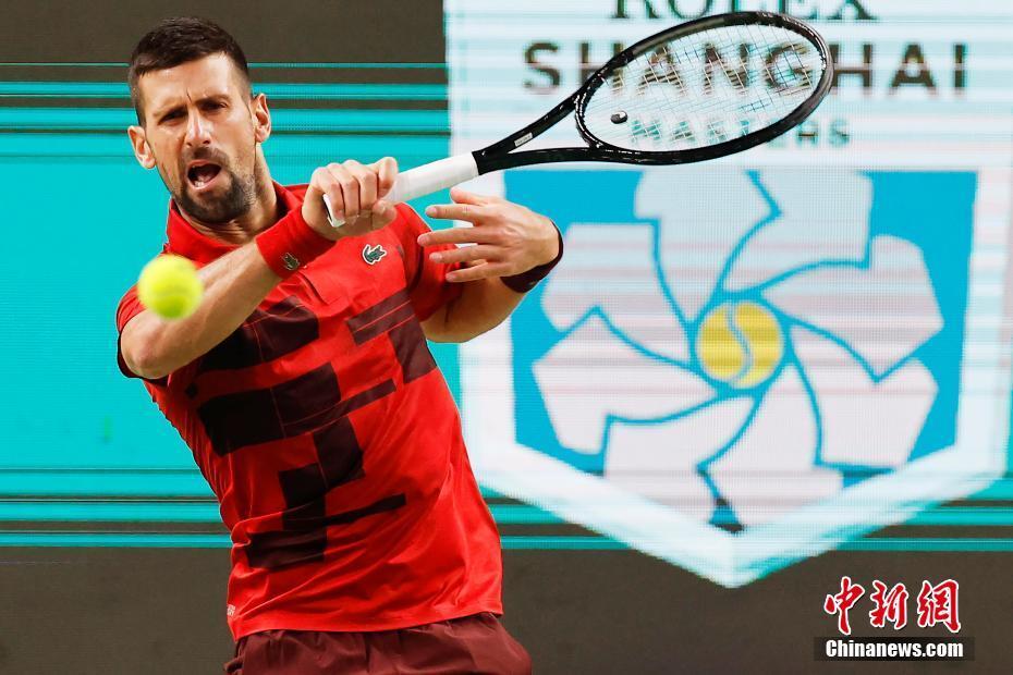 光芒四射的 光芒四射的