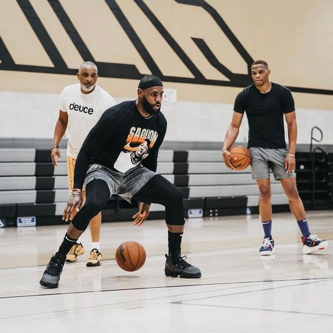 轮换调整与 轮换调整与